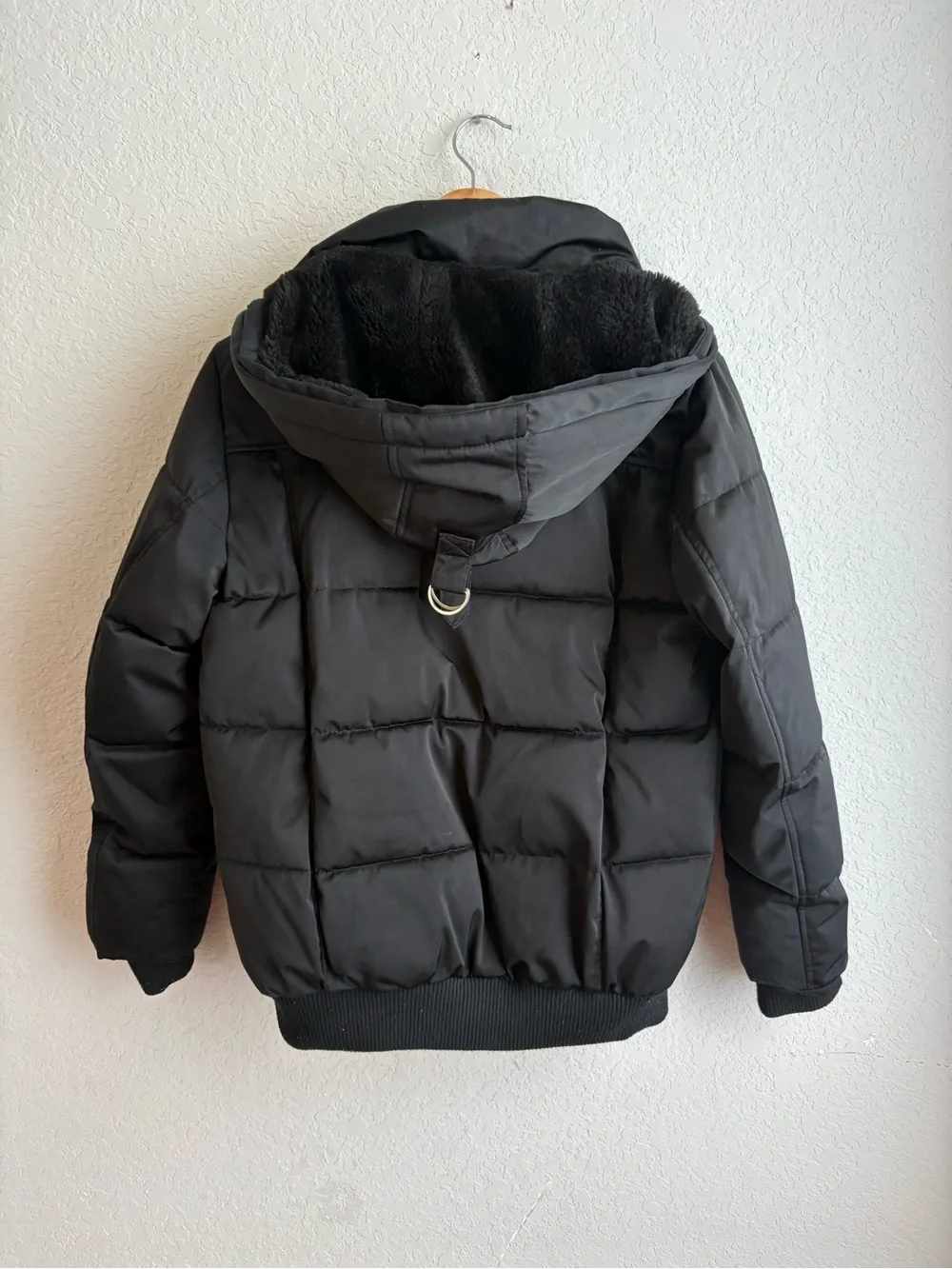 NOIZE Kids Black Detachable Fur Hood Puffer Jacket Large 12